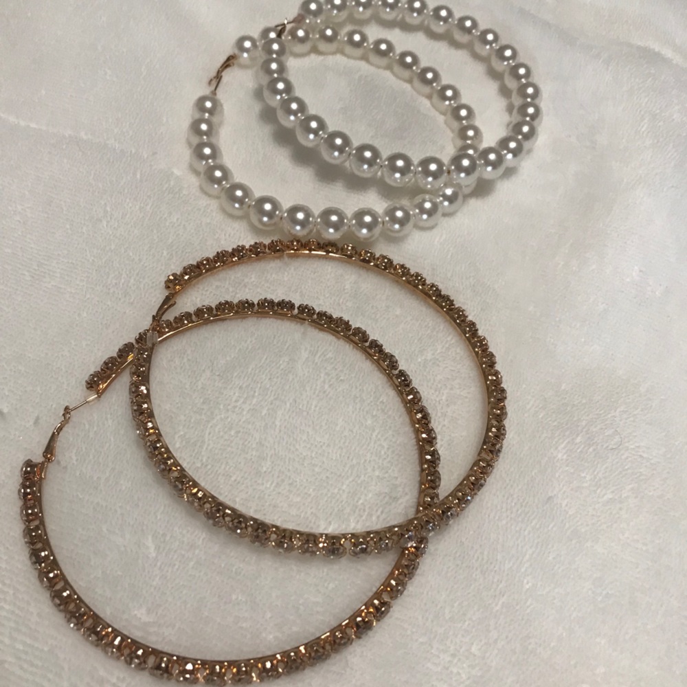 HUGE HOOP EARRINGS - PEARL & BLING